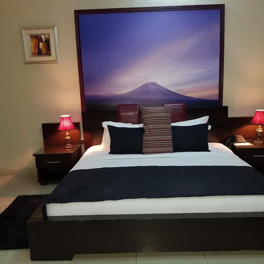 Apartment Royale Hotel & Suite Lagos Eksteriør billede