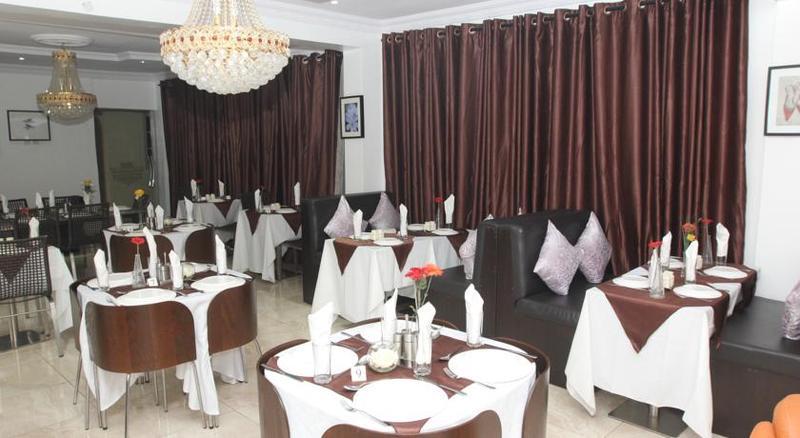 Apartment Royale Hotel & Suite Lagos Eksteriør billede