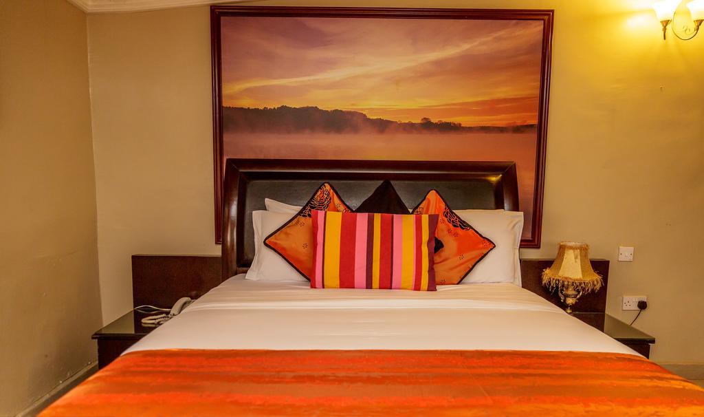 Apartment Royale Hotel & Suite Lagos Eksteriør billede