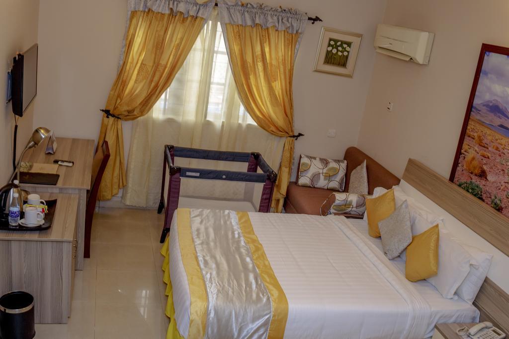 Apartment Royale Hotel & Suite Lagos Eksteriør billede
