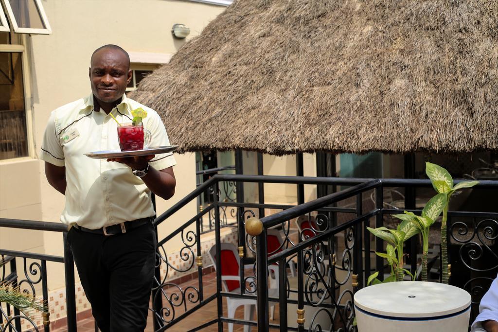 Apartment Royale Hotel & Suite Lagos Eksteriør billede